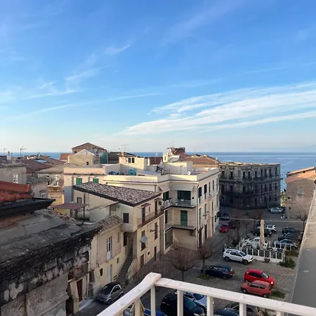 Apartamento Tra Vicoli E Palazzi