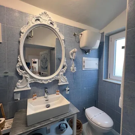 Tra Vicoli E Palazzi Appartamento *