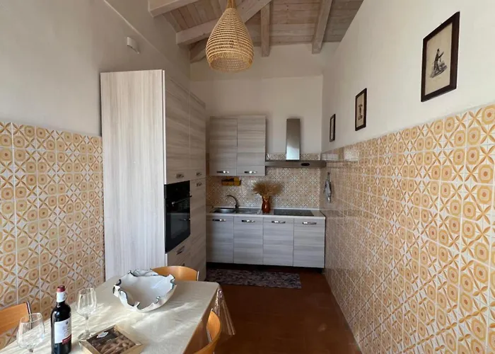 Lägenhet Tra Vicoli E Palazzi Tropea